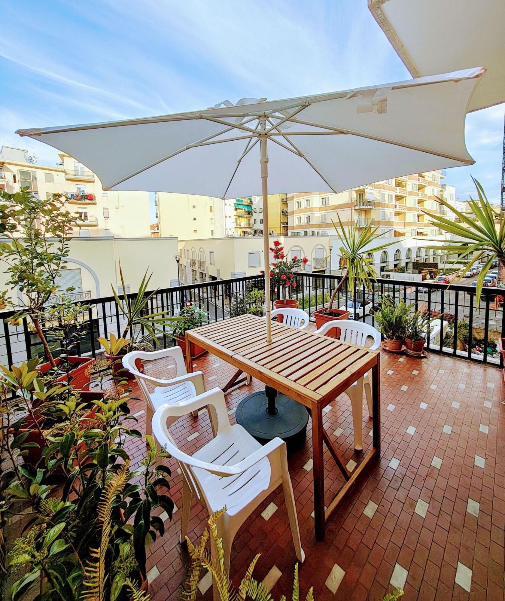 Foce24 - City Garden - Imperia Exteriör bild